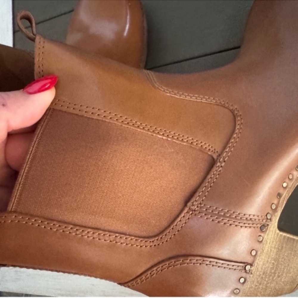 NWT Dansko Shayna Heeled Chelsea Boots Leather Sz 37 (US 6,5-7) - Picture 7 of 12